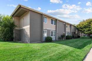 2815 W Madison Ave - Photo 1 of 1