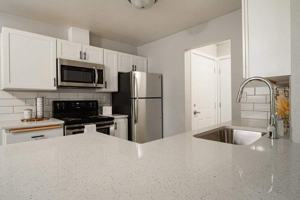 featured image of 950 N Allumbaugh St