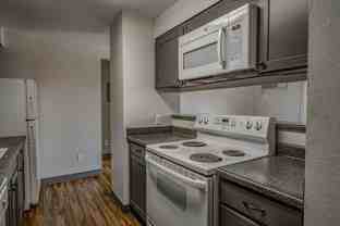 5453 W Franklin Rd - Photo 1 of 1