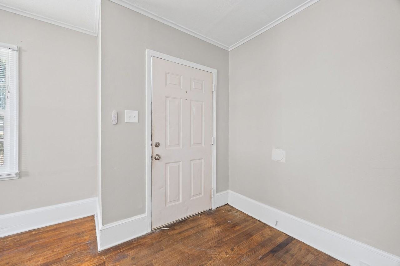 103 Culp St - Photo 3 of 26