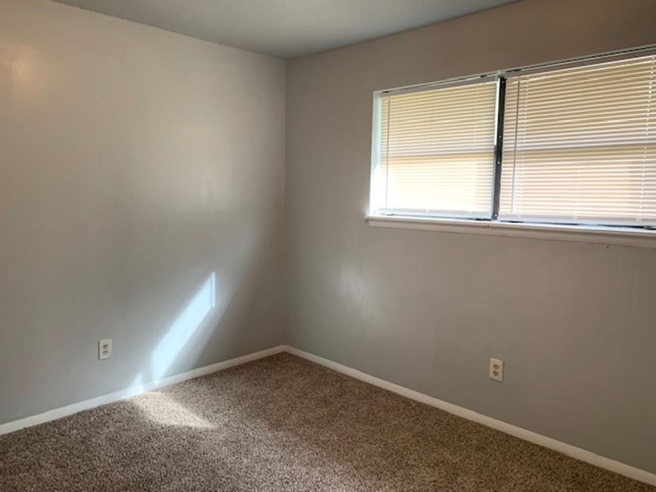 Madison Station II Apartments - Photo 2 of 2