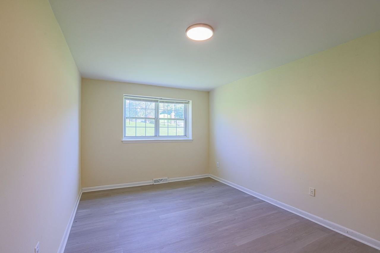 Enclave at Mount Pleasant - Photo 7 of 11