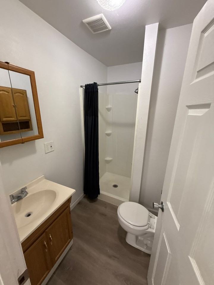 127 Mortimer St #2 - Photo 3 of 11