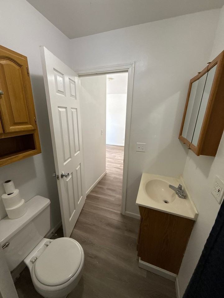 127 Mortimer St #2 - Photo 6 of 11