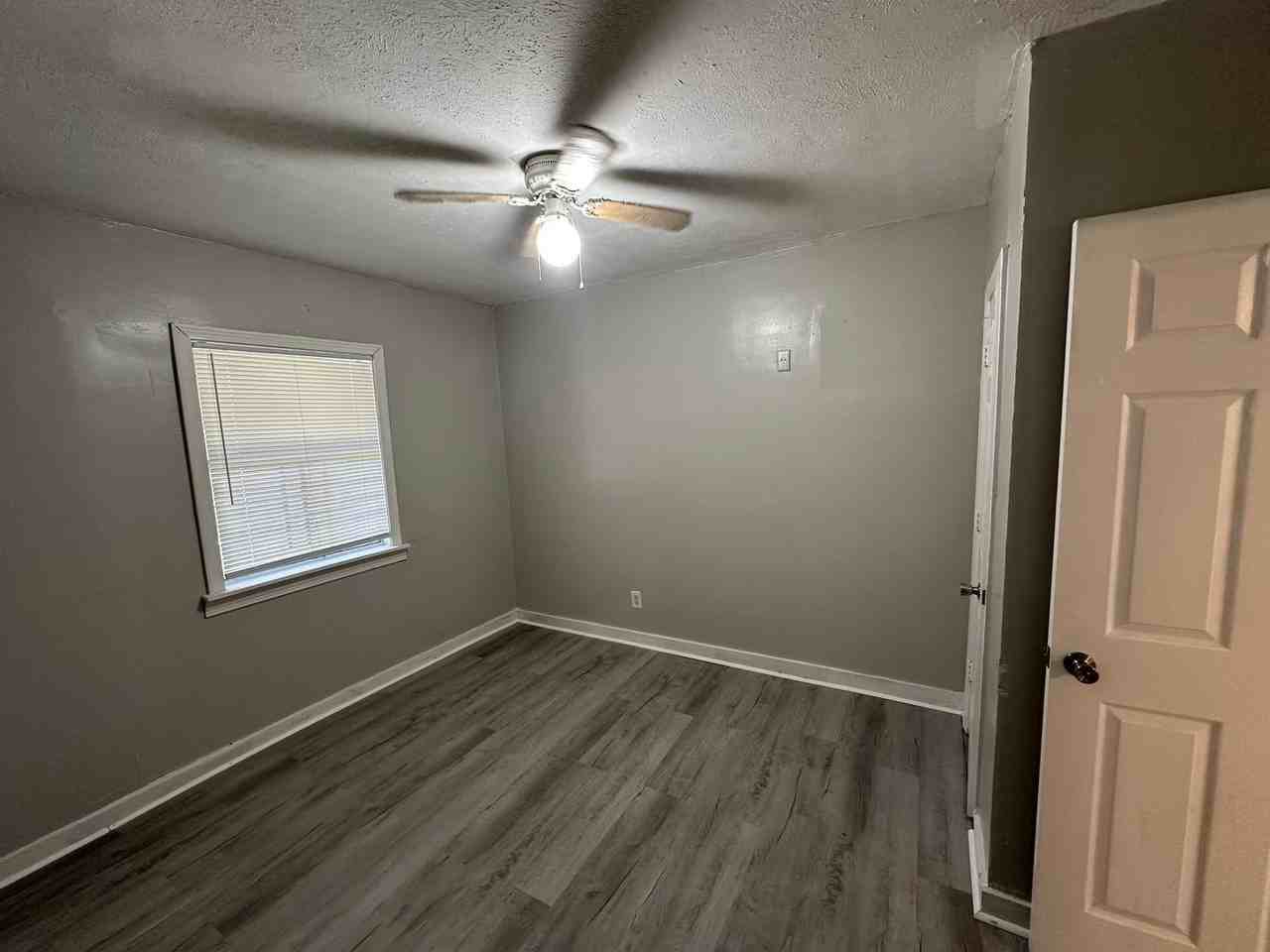 332 Melbourne Rd - Photo 6 of 7