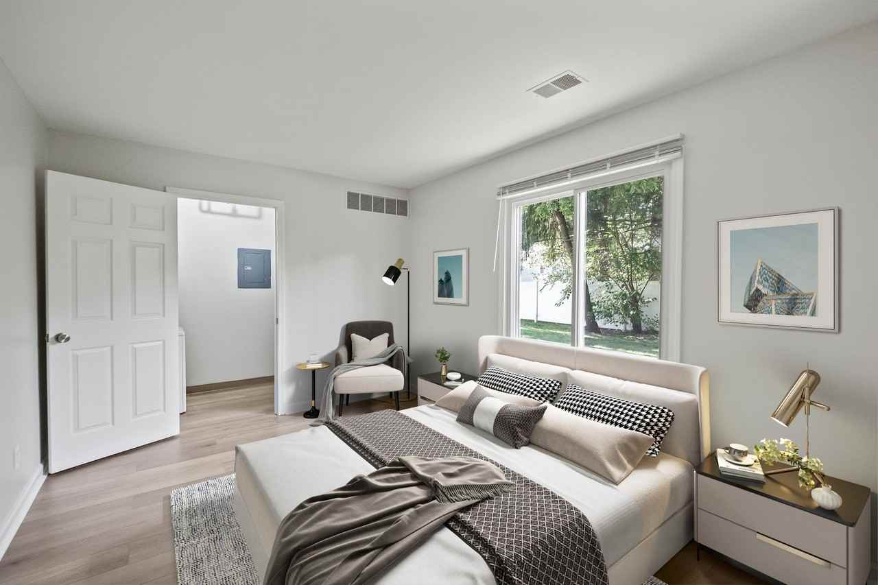 Plymouth Collection - Photo 7 of 11