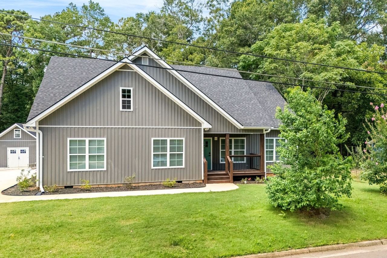 327 Byrd St - Photo 2 of 28