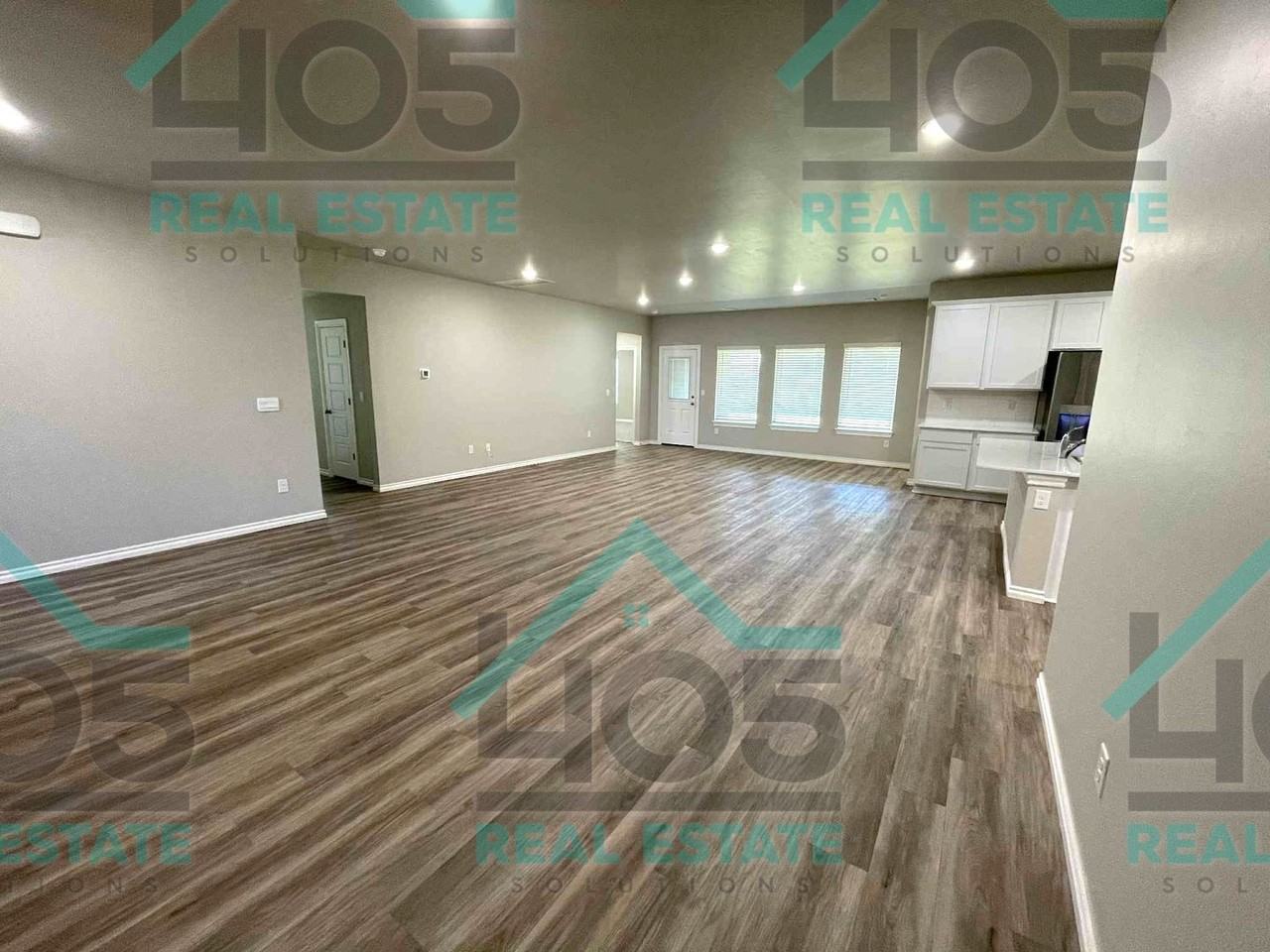 7500 Nw 149th Cir - Photo 5 of 29