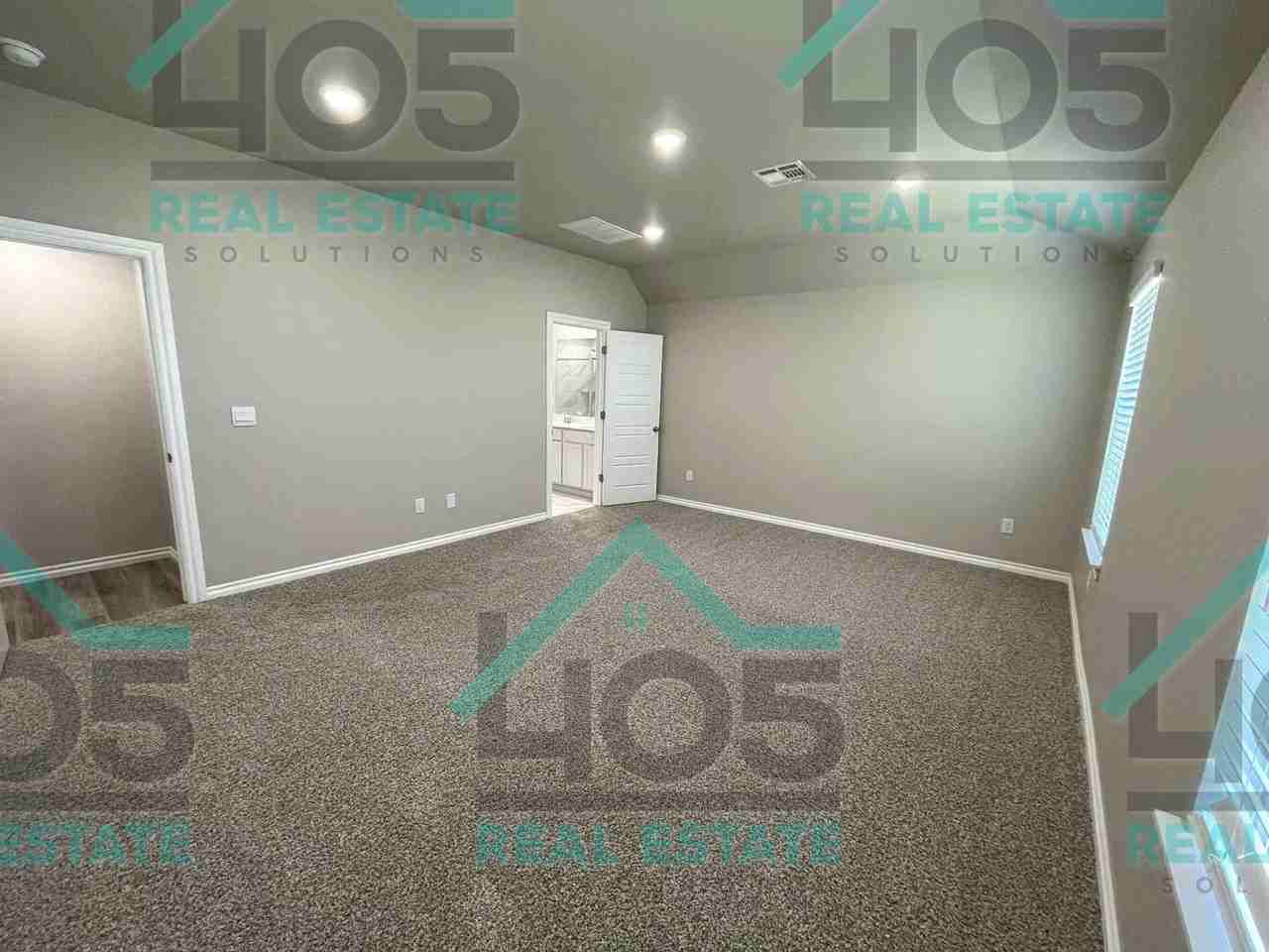 7500 Nw 149th Cir - Photo 7 of 29