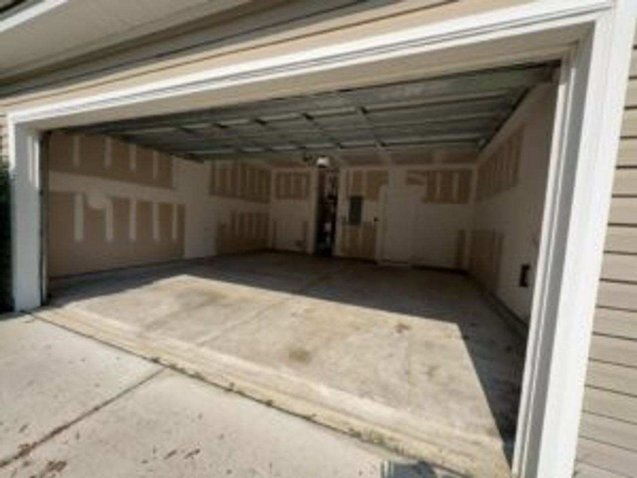 275 Woodbrook Way - Photo 3 of 21