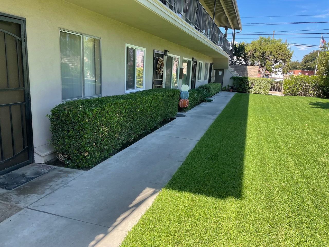 Valbrook Apartments - Photo 3 of 7