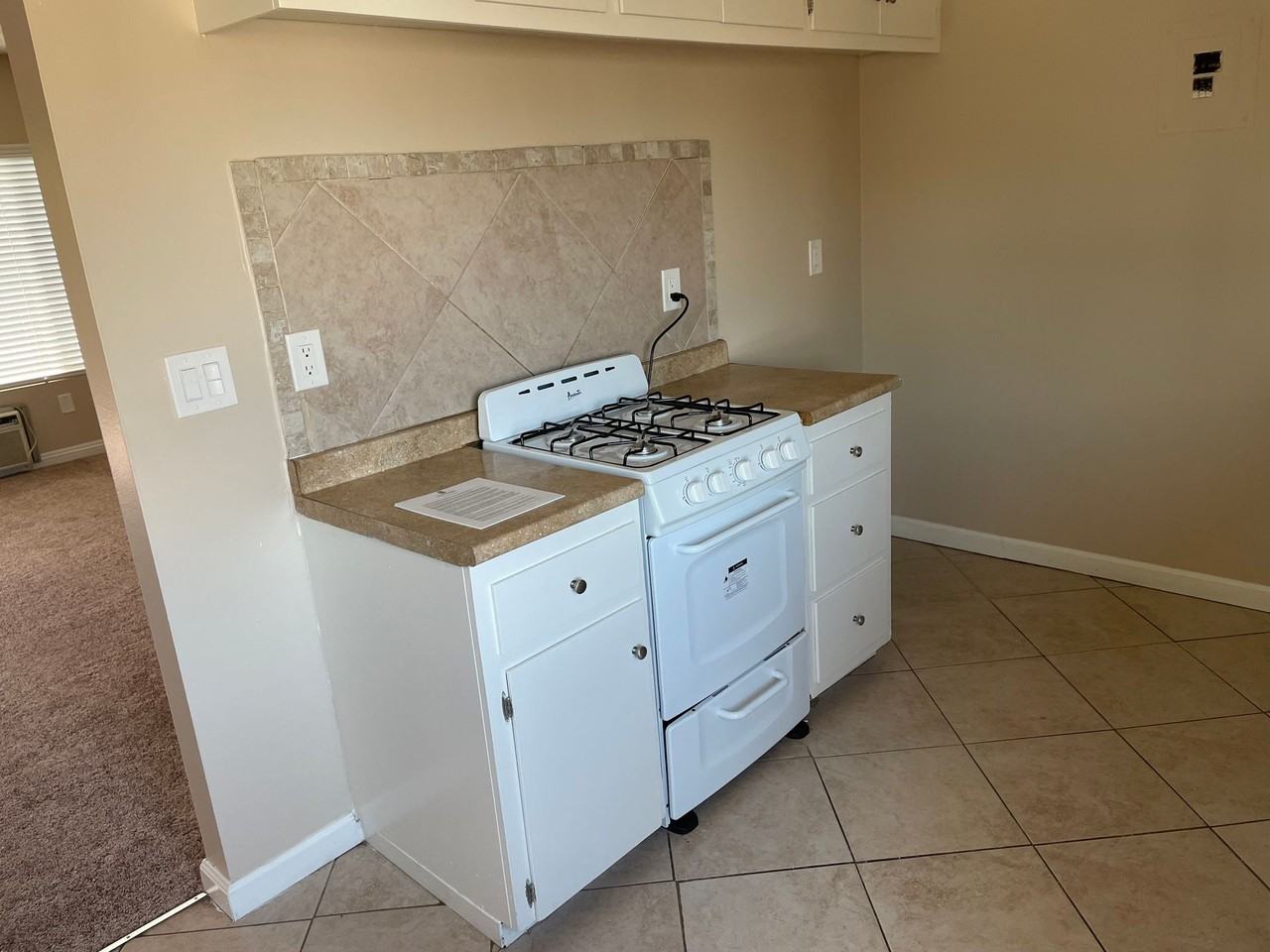 Valbrook Apartments - Photo 4 of 7