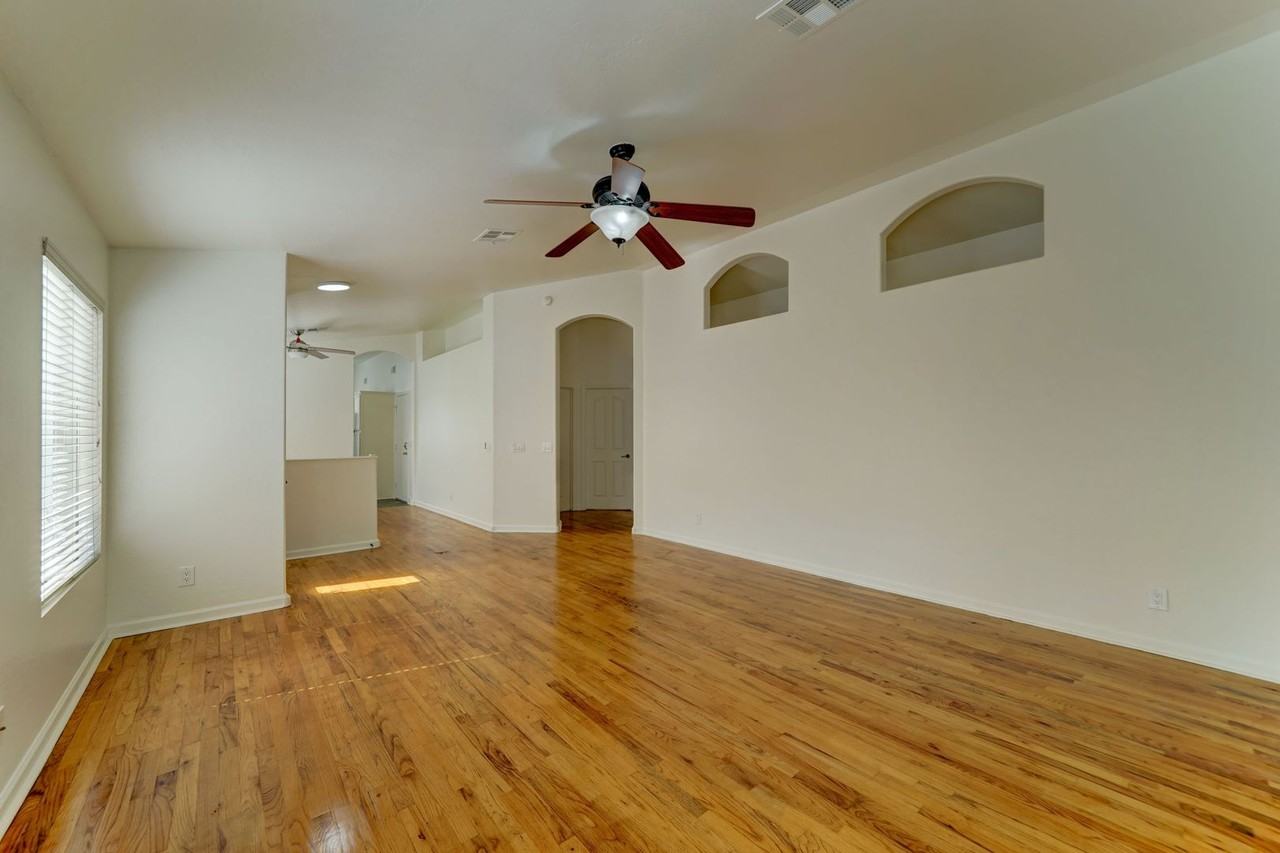 2014 E Glenhaven Dr - Photo 6 of 33