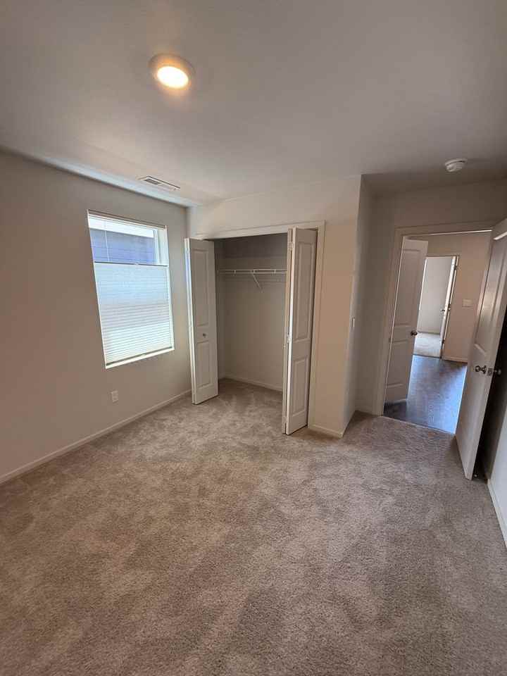 2810 Bear Cub Dr - Photo 3 of 20