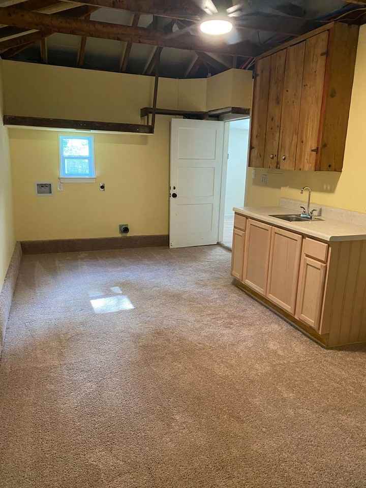 405 Williams St - Photo 7 of 21