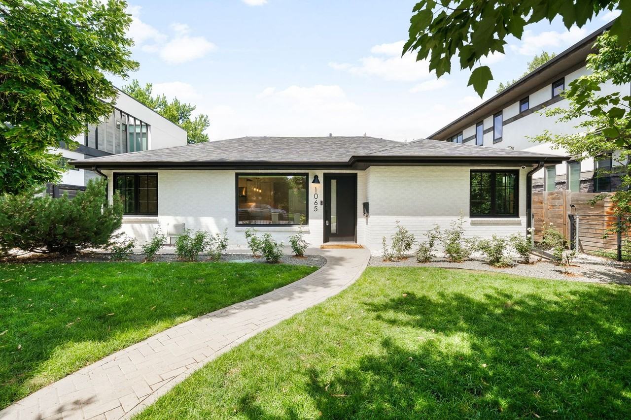 1065 S Monroe St - Photo 2 of 40