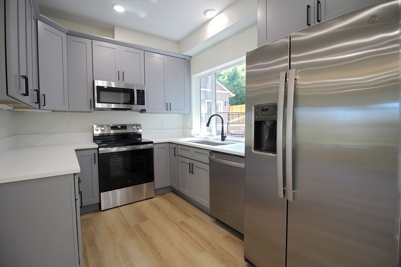 4660 Southwest Fairvale Court - Photo 7 of 31