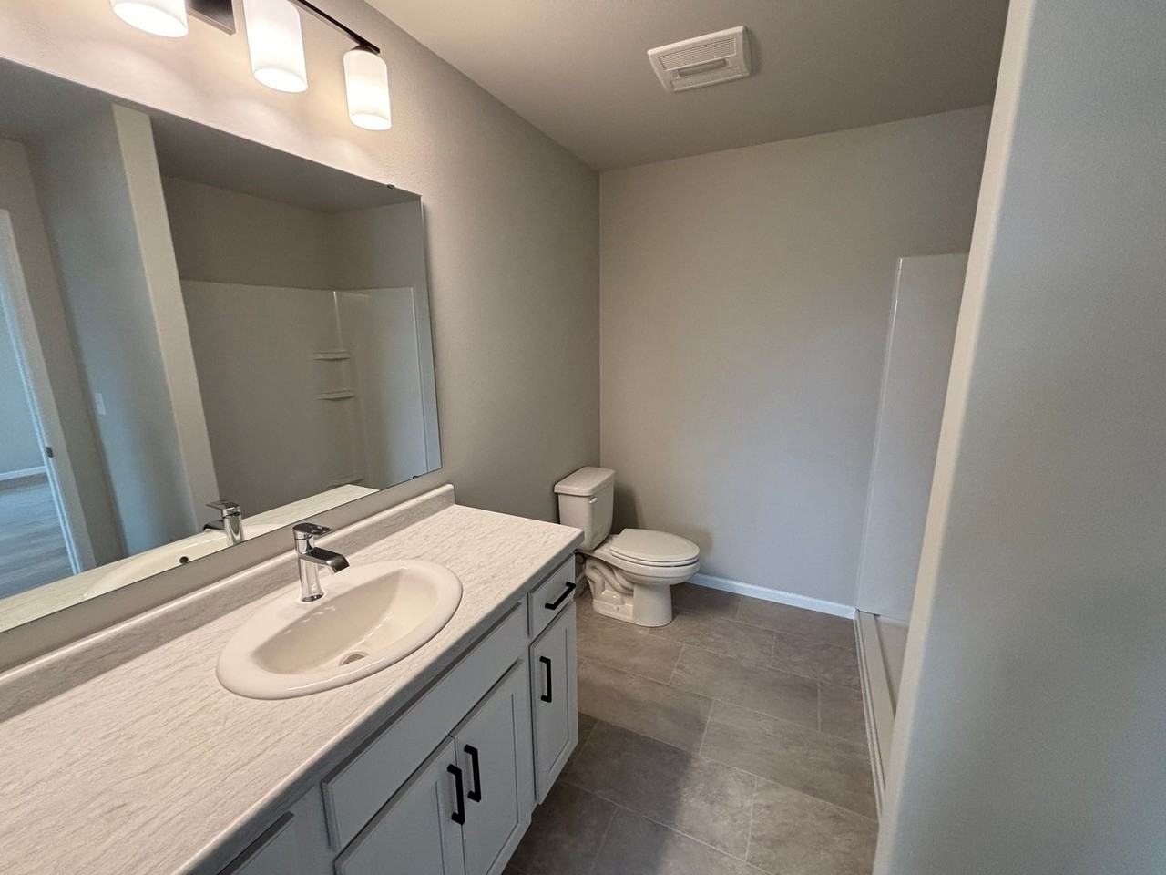 1456 69th Ave S - Photo 7 of 15