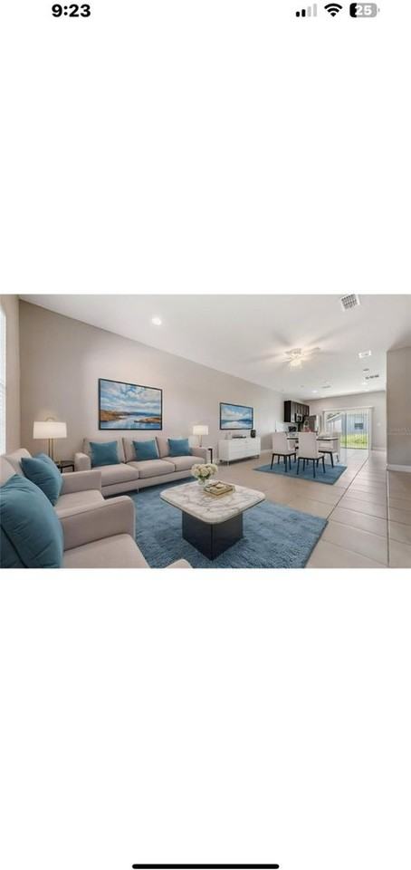 627 Yak Ct - Photo 3 of 32