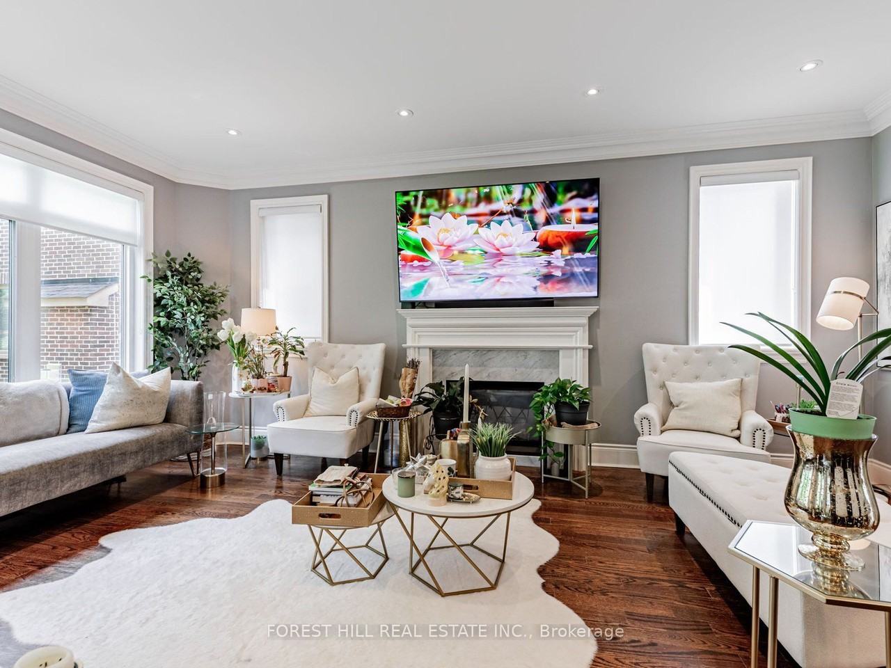 19 Leona Drive - Photo 7 of 32