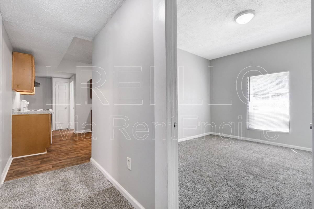 3339 Taylor Blvd #1 - Photo 3 of 10