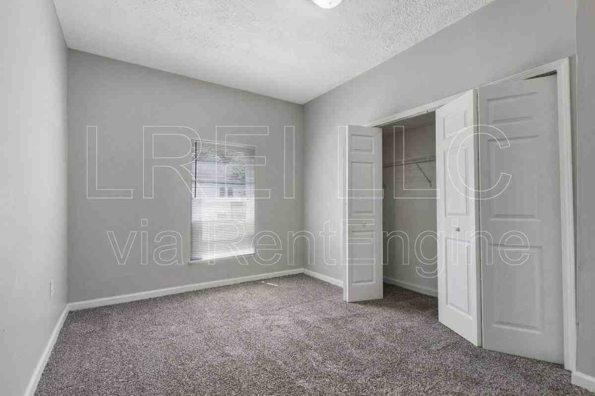 3339 Taylor Blvd #1 - Photo 4 of 10