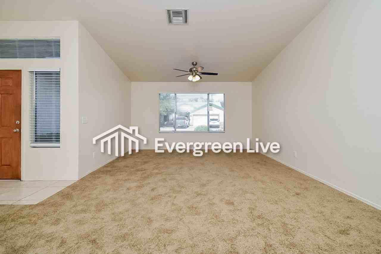 2771 W Calle De Rosita - Photo 2 of 20