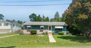 183 Chestnut Neck Rd - Photo 1 of 1