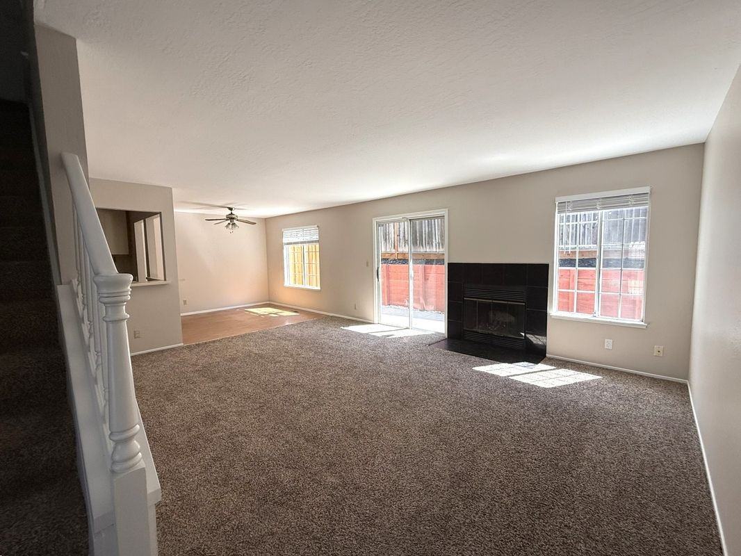 21932 Nugget Canyon Dr - Photo 3 of 24