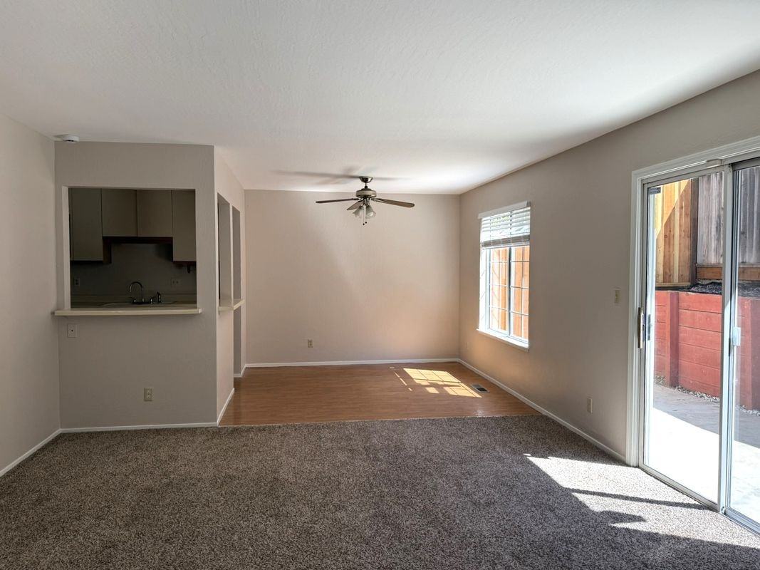 21932 Nugget Canyon Dr - Photo 4 of 24
