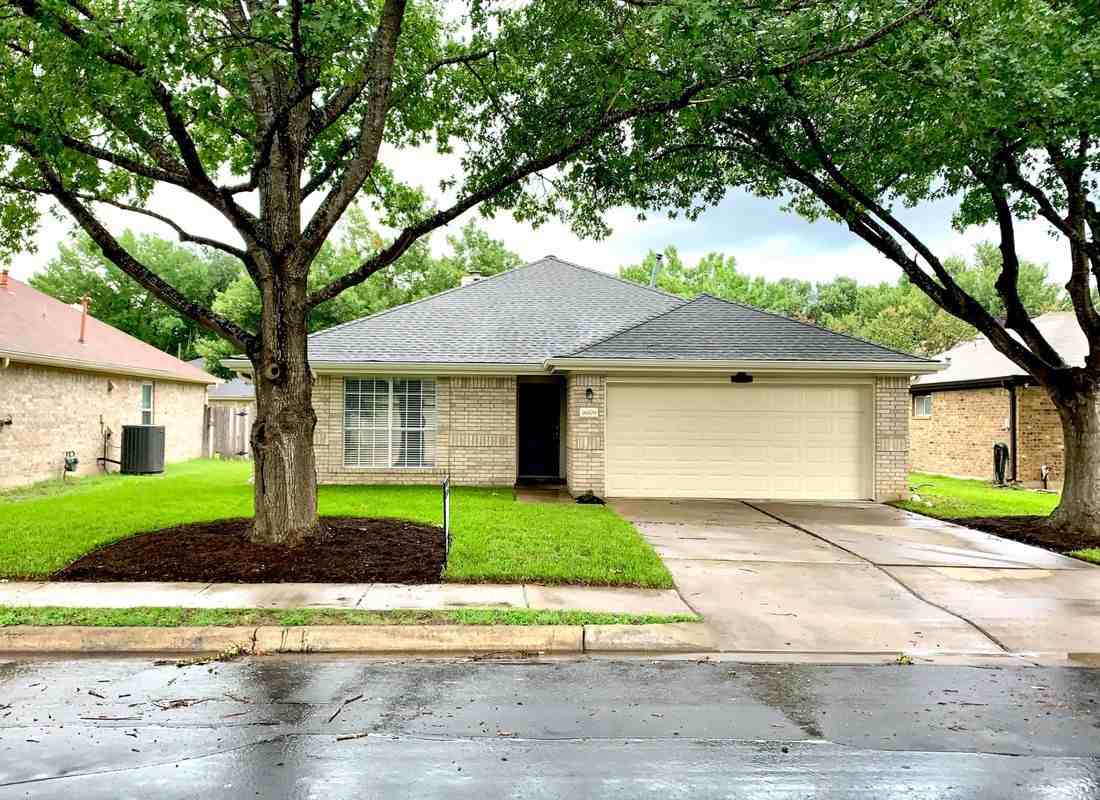 16909 Isle Of Man Rd - Photo 2 of 20