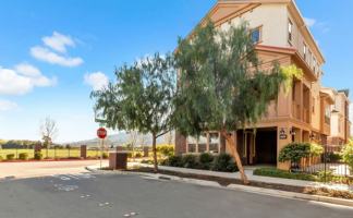 featured image of 1433 Freeman Ln