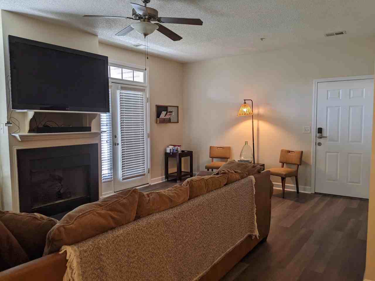 3031 Winston Dr #206 - Photo 3 of 12