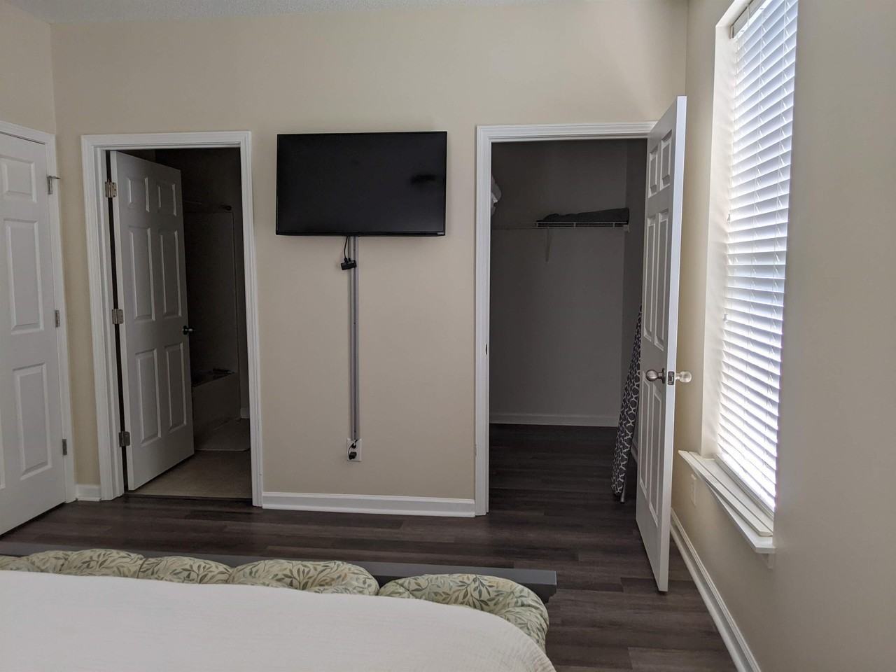 3031 Winston Dr #206 - Photo 2 of 12