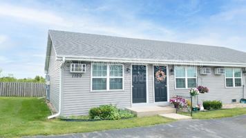 featured image of 1100 Carrie Ln #5
