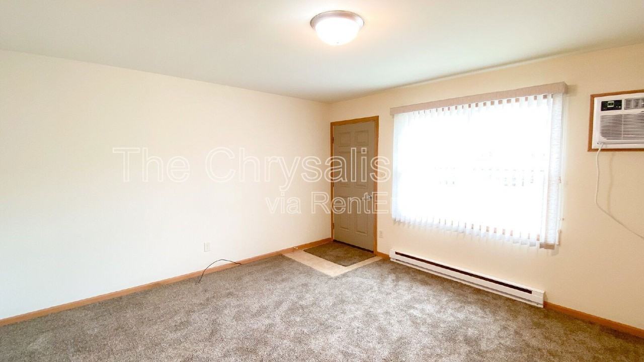 1100 Carrie Ln #5 - Photo 2 of 8