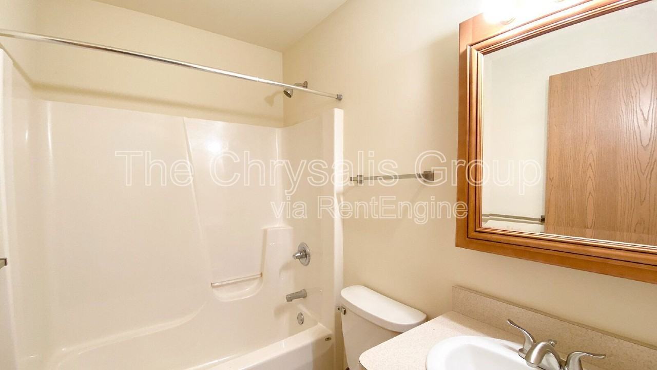 1100 Carrie Ln #5 - Photo 5 of 8