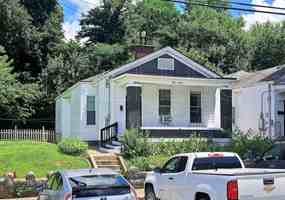 featured image of 715 N 33rd St