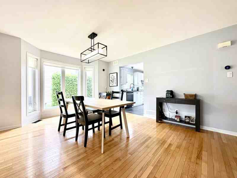 5 Fleurette St - Photo 3 of 13