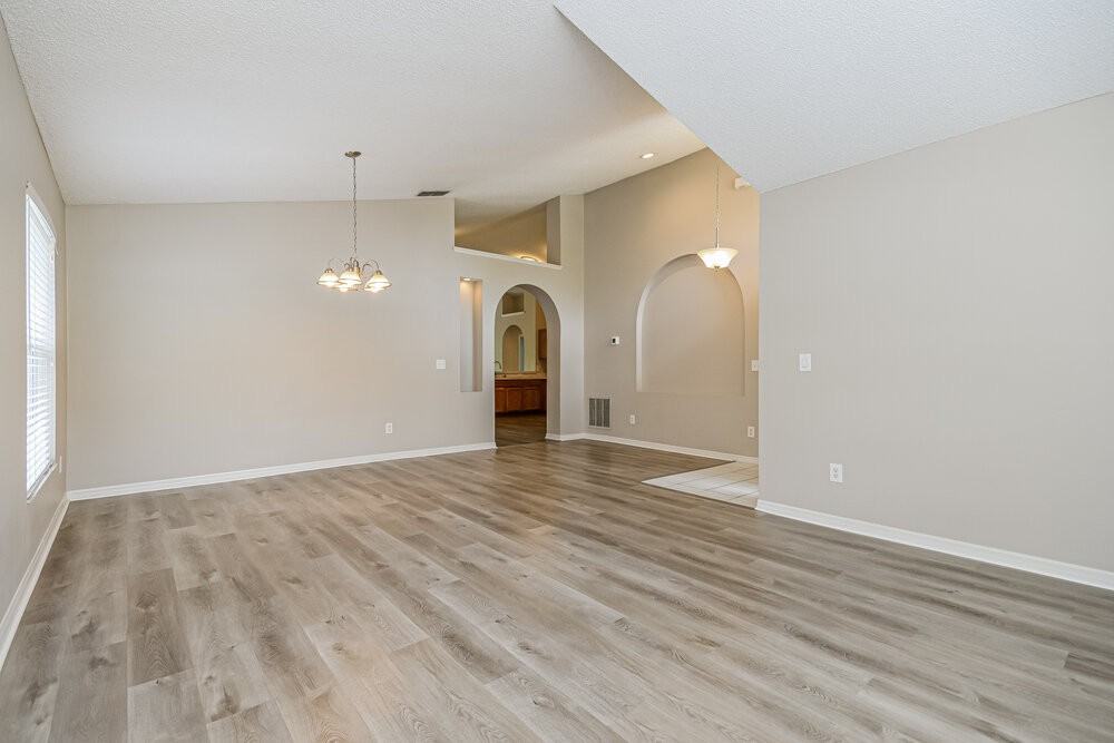 11528 Grazeley Ct - Photo 3 of 16