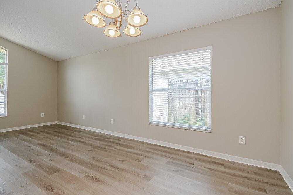 11528 Grazeley Ct - Photo 4 of 16