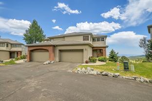 556 Ridgeside Dr - Photo 1 of 1