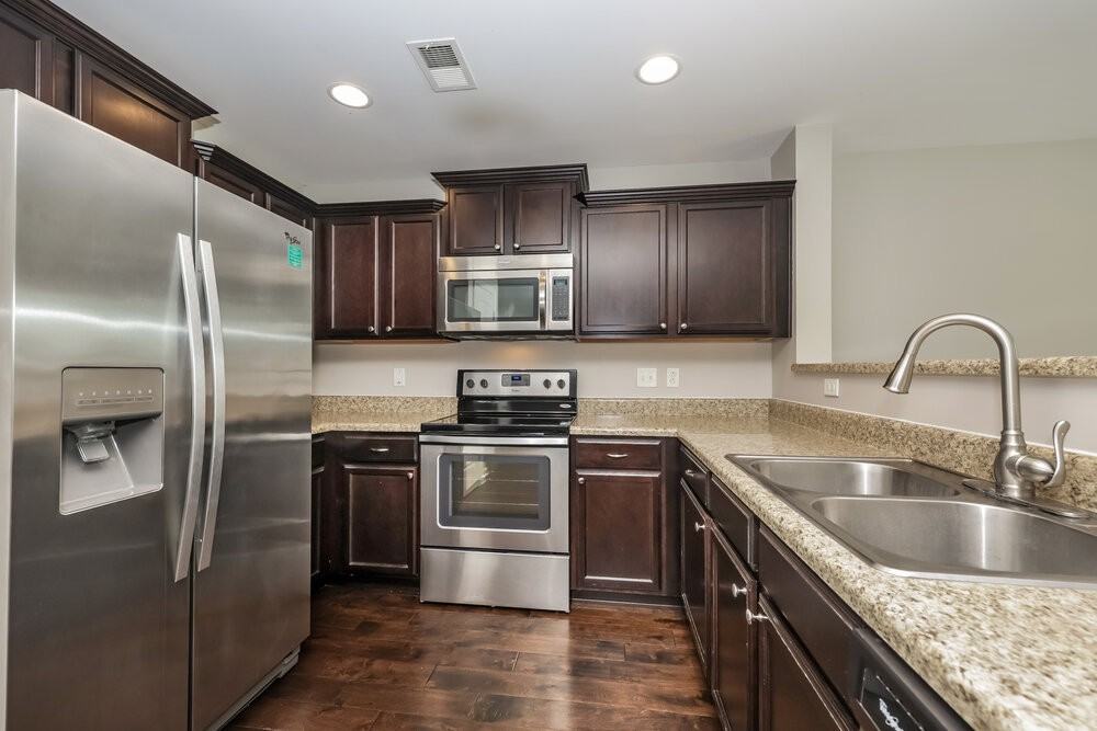 2627 Salem Glen Xing - Photo 7 of 17