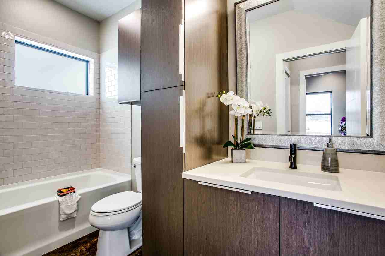 2732 W Devitt St - Photo 6 of 10