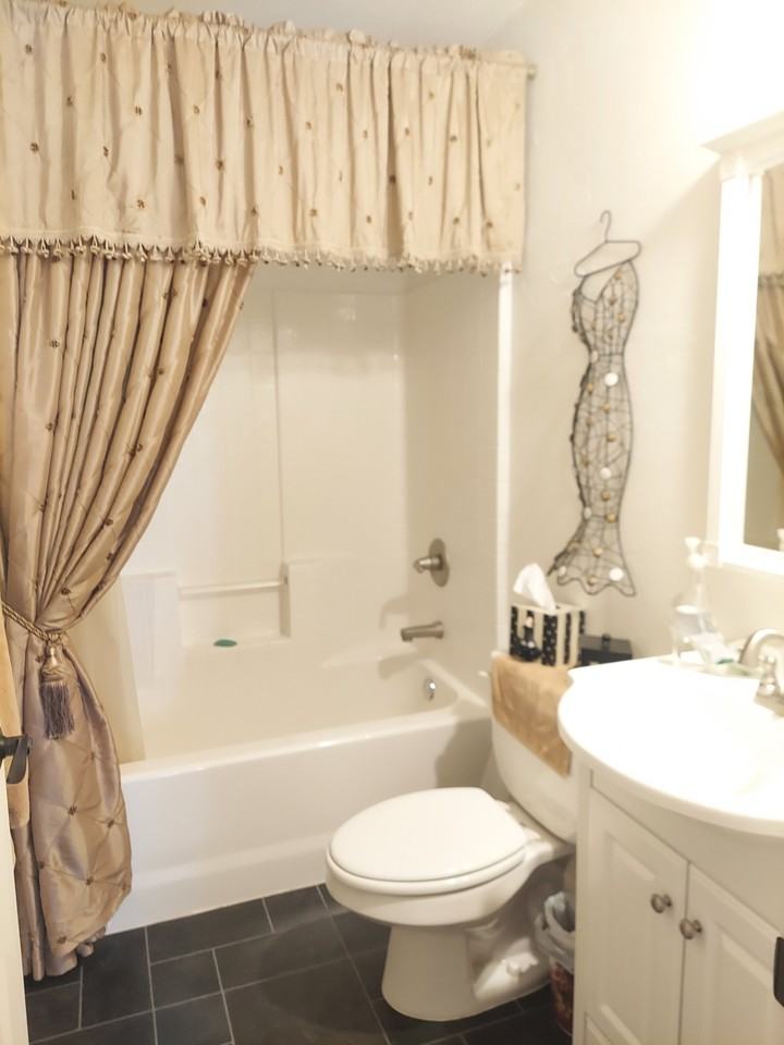 202 E Grant Ave #1 - Photo 2 of 11