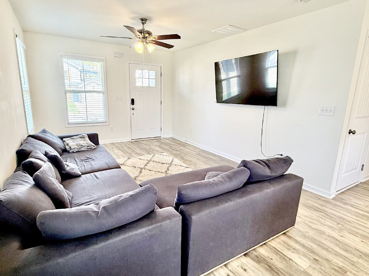 144 Quarry Ridge Rd - Photo 2 of 11