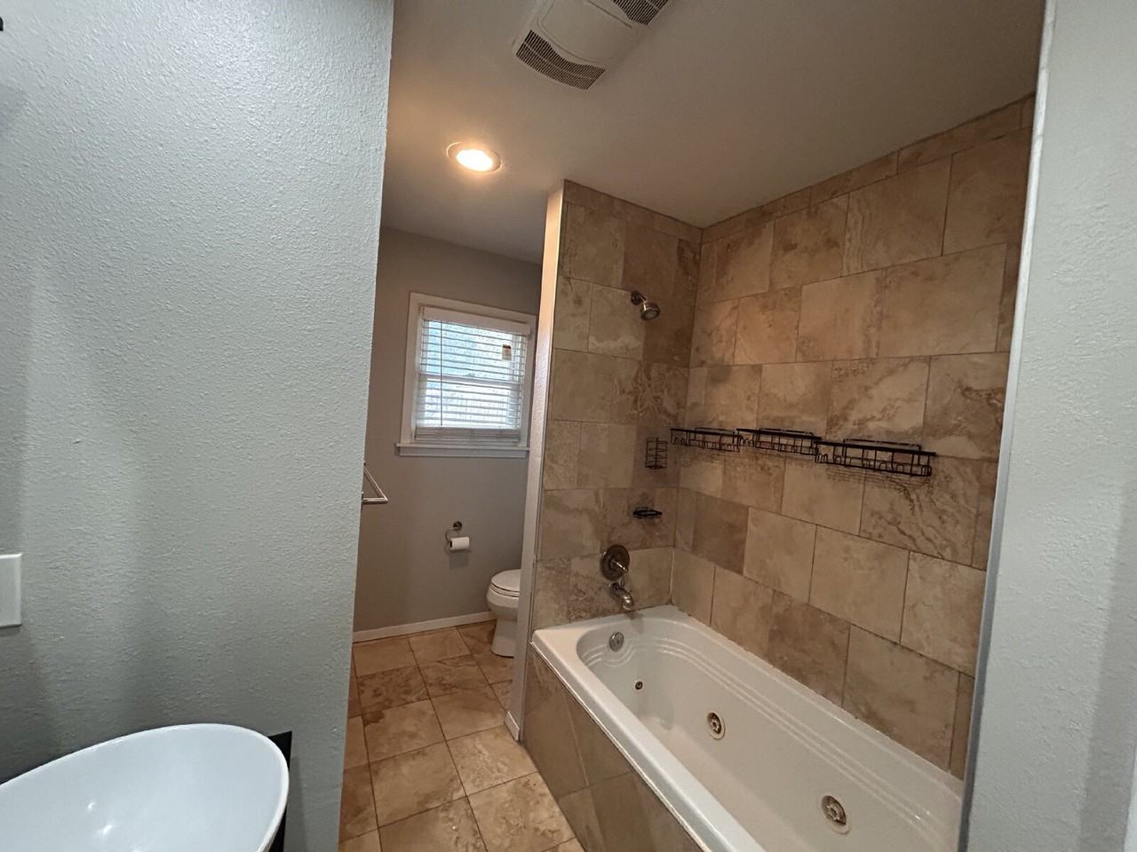 4806 13th St - Photo 7 of 14