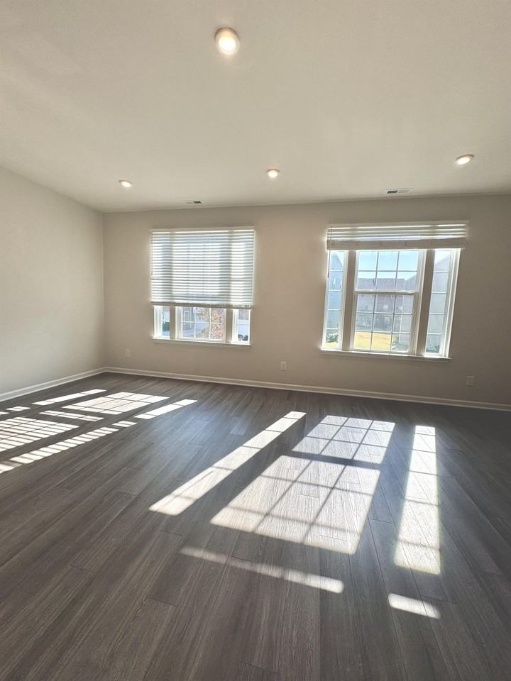 449 Cross Country Way #1 - Photo 6 of 20