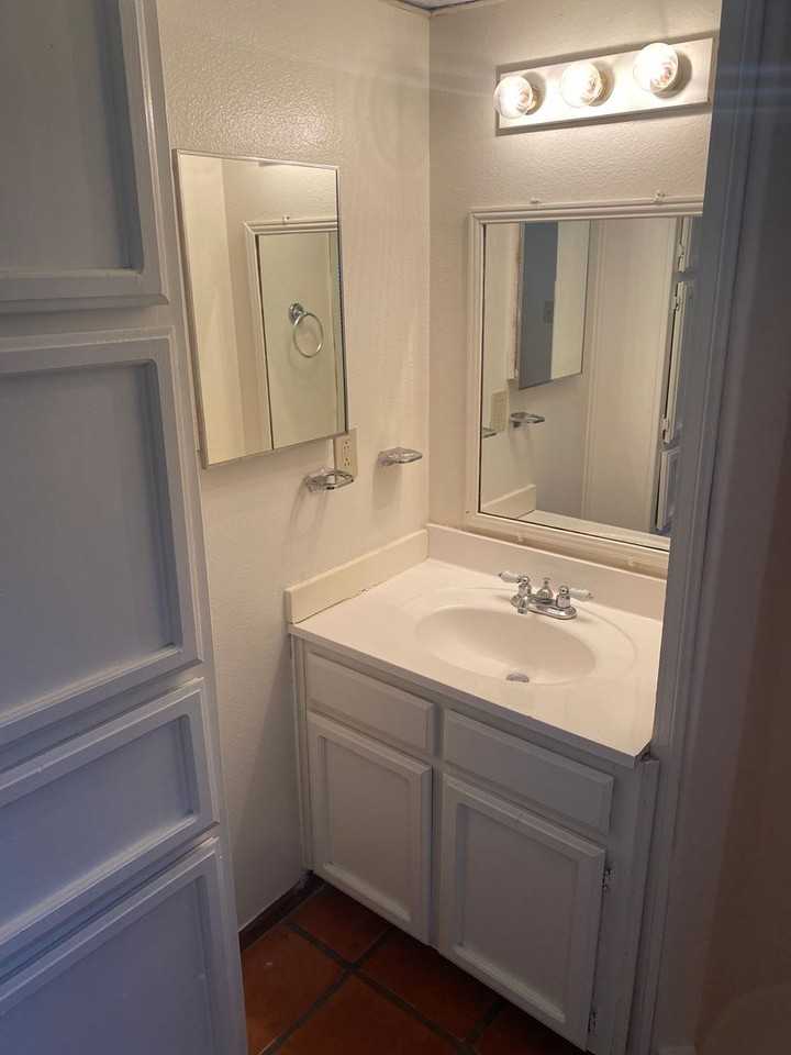 2514 Pearl St. - Photo 3 of 20