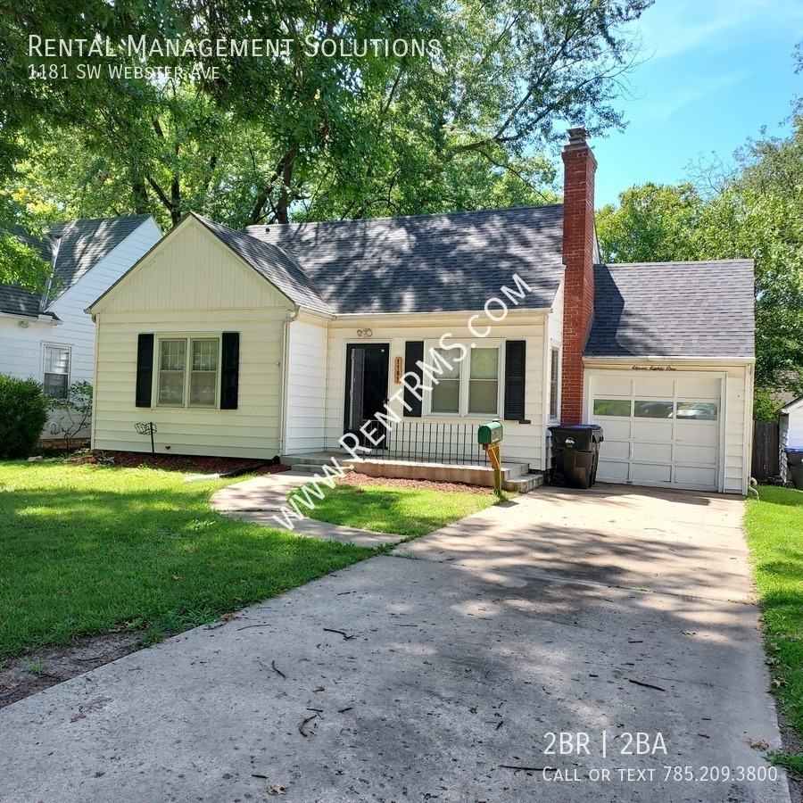 1181 Sw Webster Ave - Photo 2 of 29